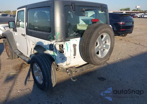 2015 Jeep Wrangler Sport z USA, uszkodzony, nr VIN 1C4GJWAG6FL533889